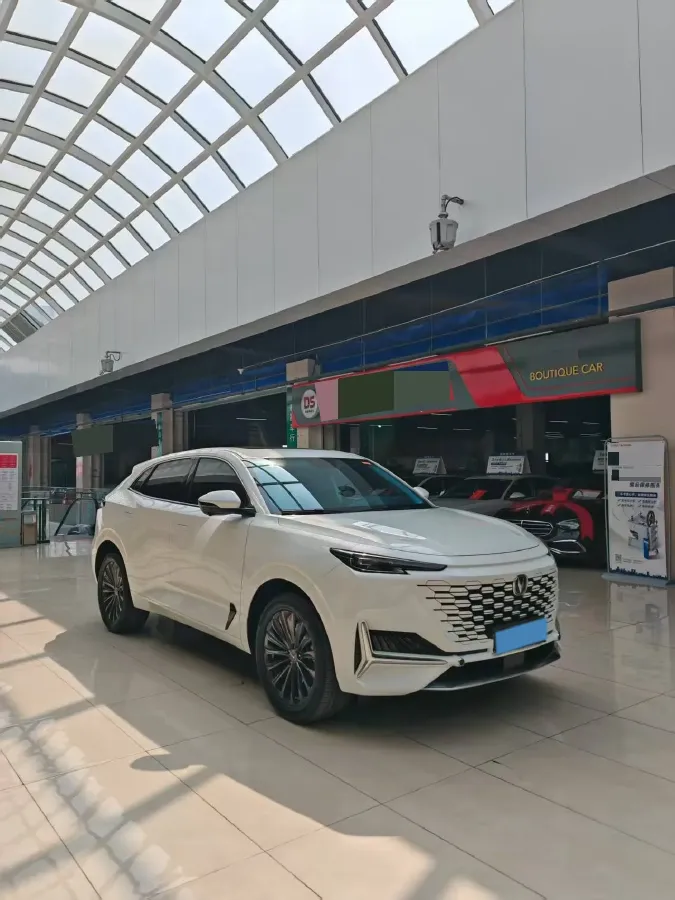 2021 ChangAn UNI-K 2.0T 233HP L4 8AT,autocango,china used car exporter,china ev exporter,chinese used car exporter,chinese used ev exporter