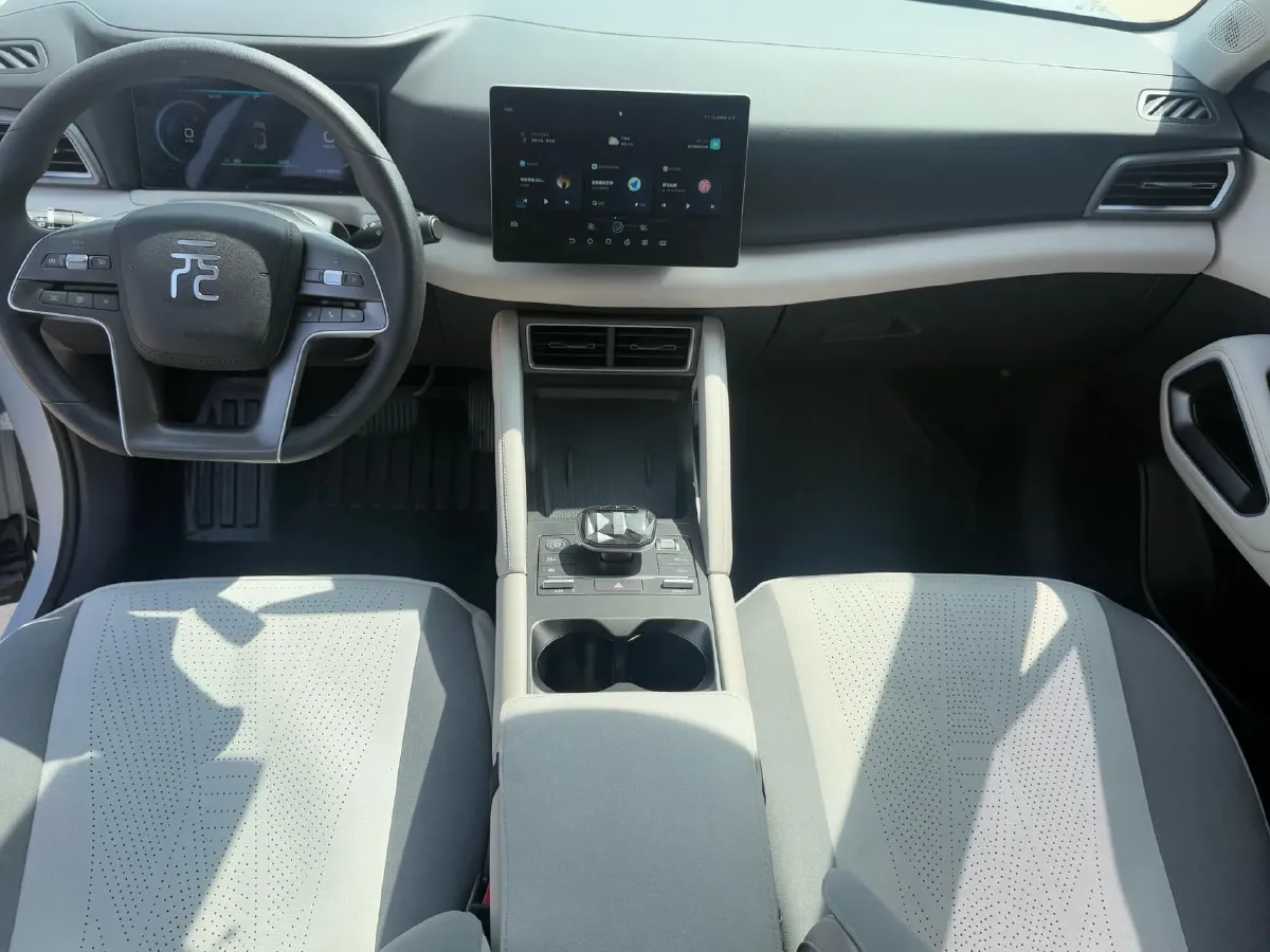 2024 BYD YuanUP BEV 45.12KWH,autocango,china used car exporter,china ev exporter,chinese used car exporter,chinese used ev exporter