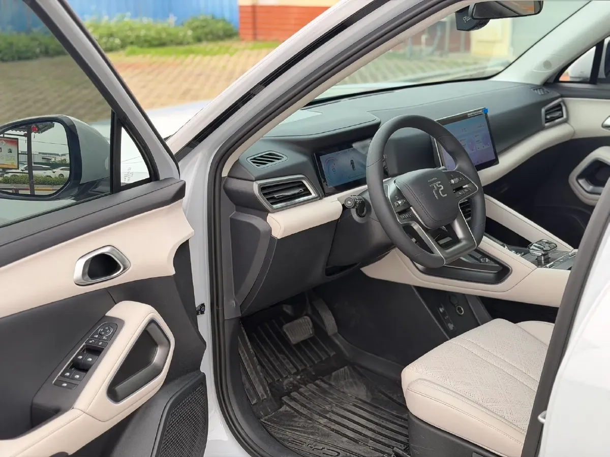 2024 BYD YuanUP BEV 45.12KWH,autocango,china used car exporter,china ev exporter,chinese used car exporter,chinese used ev exporter