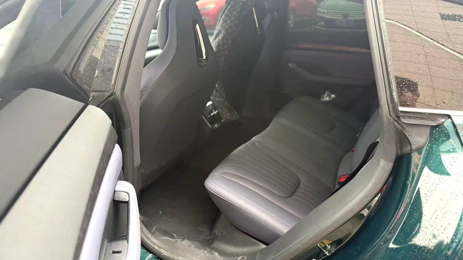 2024 JiYue 07 BEV 100KWH,autocango,china used car exporter,china ev exporter,chinese used car exporter,chinese used ev exporter