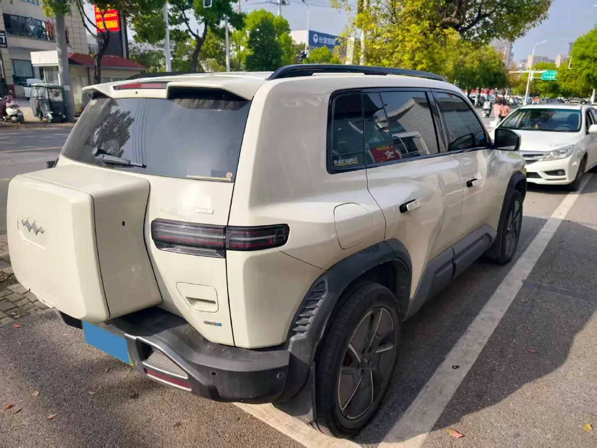 2025 FangChengBao Tai 3 BEV,autocango,china used car exporter,china ev exporter,chinese used car exporter,chinese used ev exporter