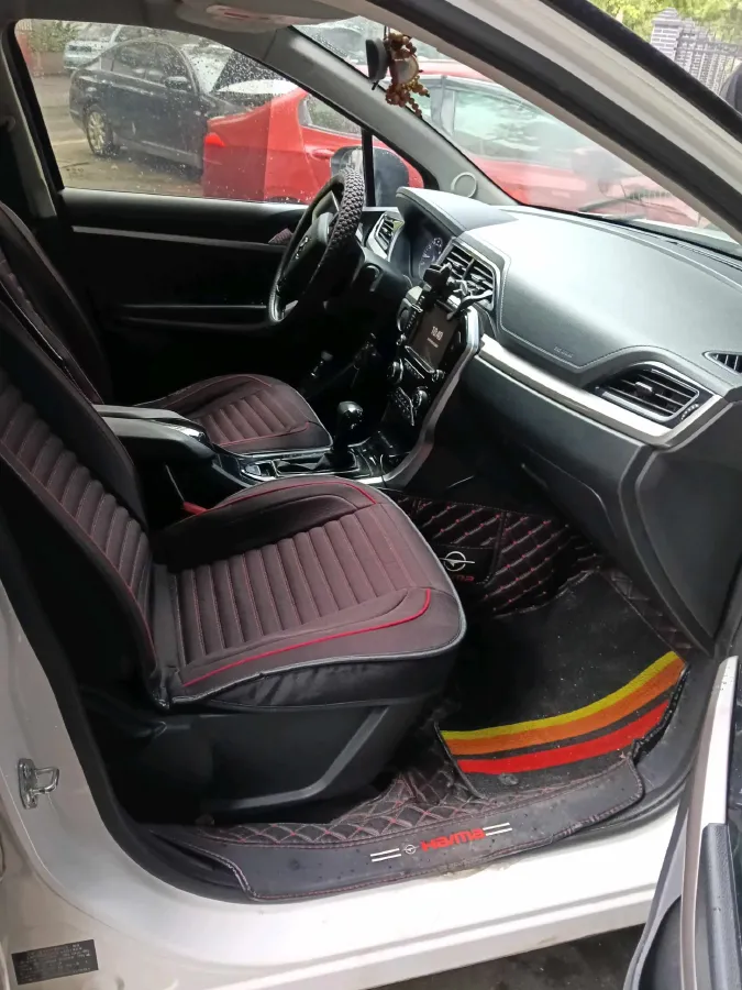 2018 HaiMa S5 Young Edition 1.6L 122HP L4 CVT,autocango,china used car exporter,china ev exporter,chinese used car exporter,chinese used ev exporter