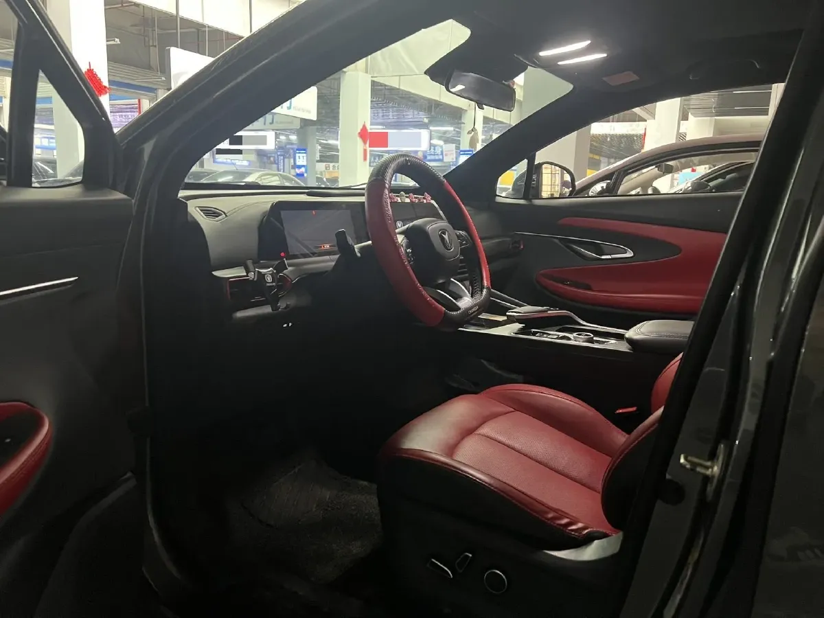 2020 ChangAn UNI-T 1.5T 180HP L4 7DCT,autocango,china used car exporter,china ev exporter,chinese used car exporter,chinese used ev exporter