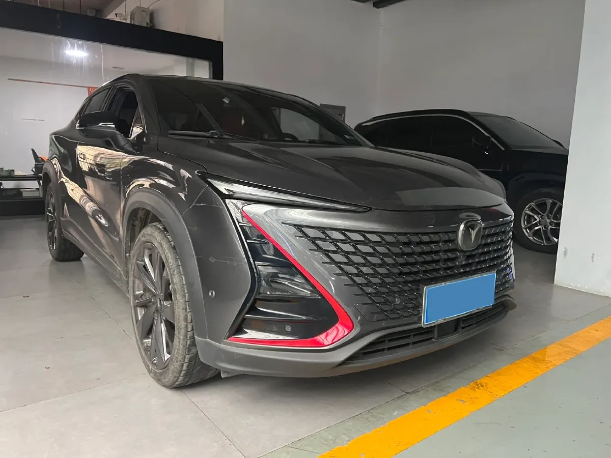2020 ChangAn UNI-T 1.5T 180HP L4 7DCT,autocango,china used car exporter,china ev exporter,chinese used car exporter,chinese used ev exporter