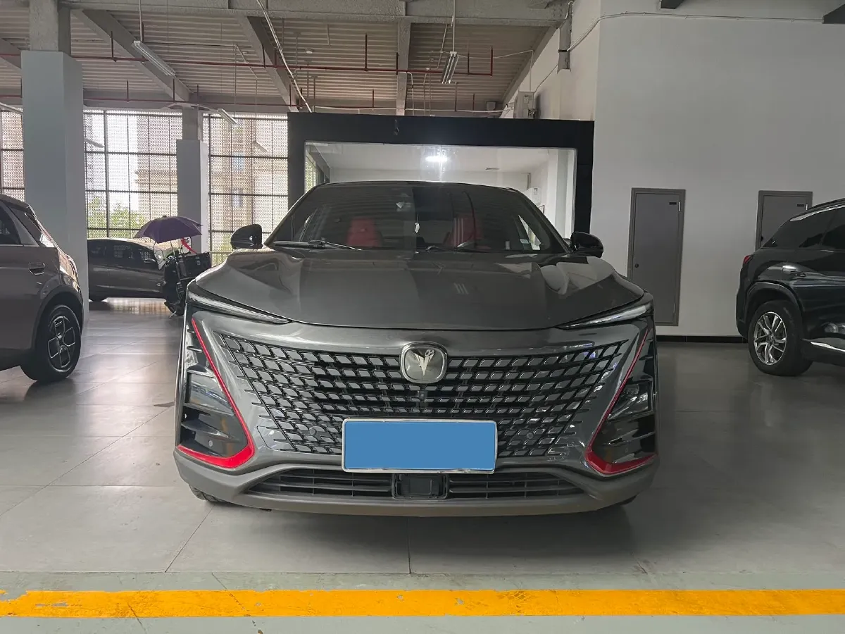 2020 ChangAn UNI-T 1.5T 180HP L4 7DCT,autocango,china used car exporter,china ev exporter,chinese used car exporter,chinese used ev exporter