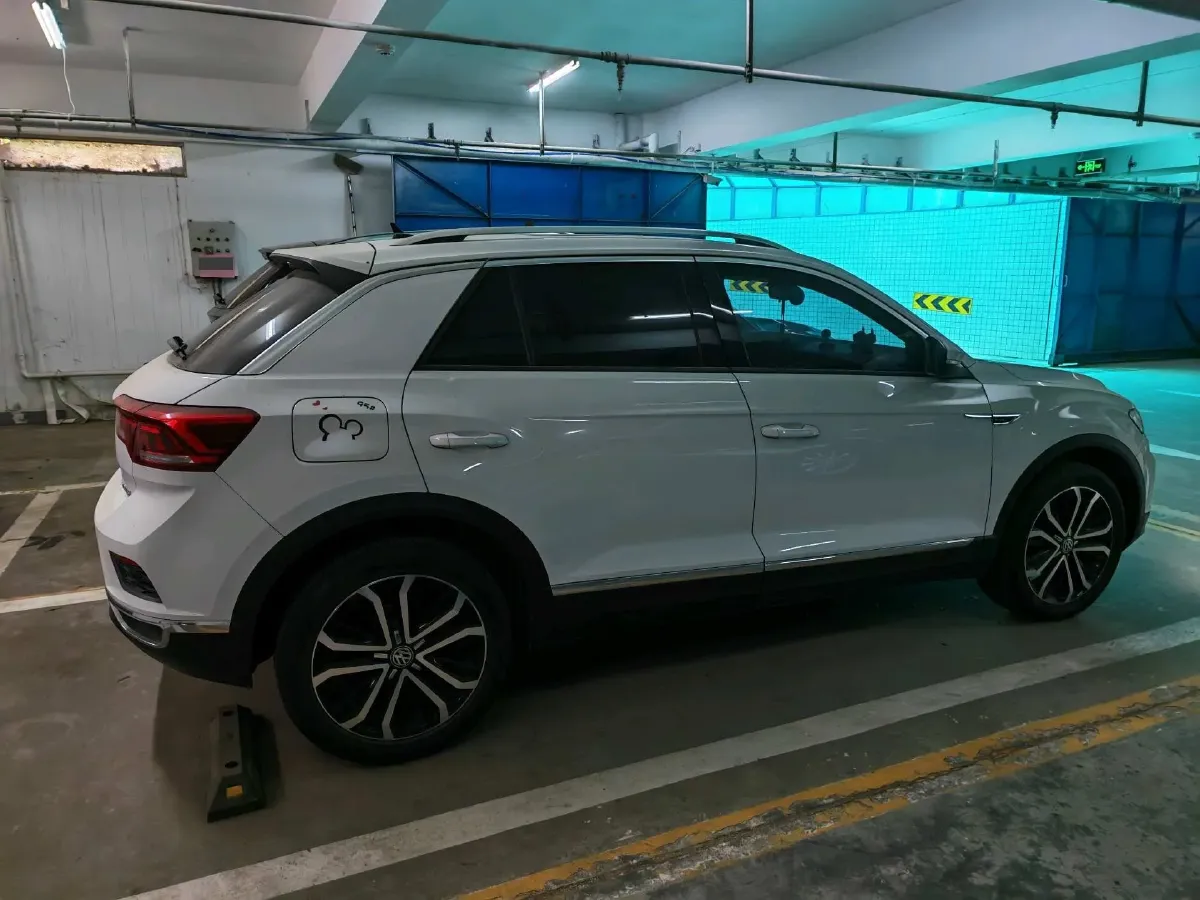 2020 Volkswagen T-Roc 1.4T 150HP L4 7DCT,autocango,china used car exporter,china ev exporter,chinese used car exporter,chinese used ev exporter