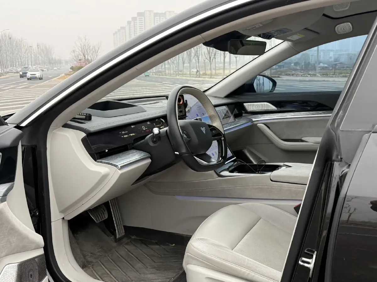 2022 Jeep Grand Commander 2.0T 234HP L4 9AT,autocango,china used car exporter,china ev exporter,chinese used car exporter,chinese used ev exporter