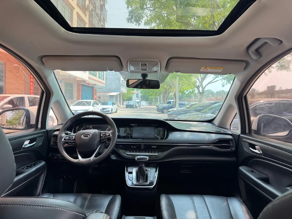 2021 GAC Trumpchi M6 1.5T 169HP L4 7DCT,autocango,china used car exporter,china ev exporter,chinese used car exporter,chinese used ev exporter