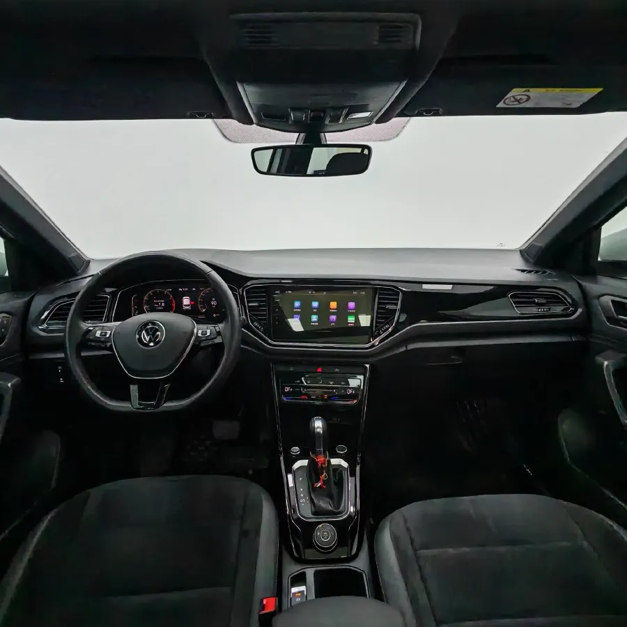 2021 Volkswagen T-Roc 1.4T 150HP L4 7DCT,autocango,china used car exporter,china ev exporter,chinese used car exporter,chinese used ev exporter