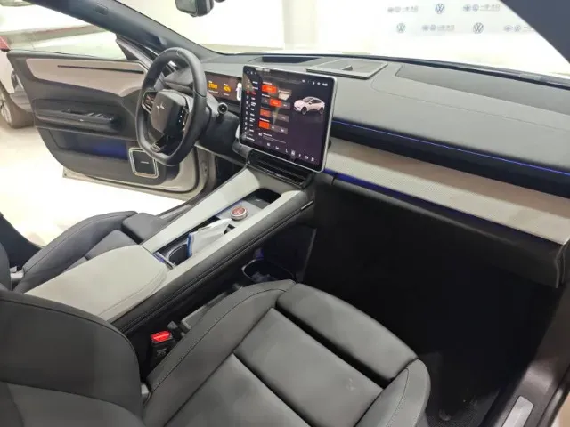 2024 Polestar 4 BEV 100KWH,autocango,china used car exporter,china ev exporter,chinese used car exporter,chinese used ev exporter