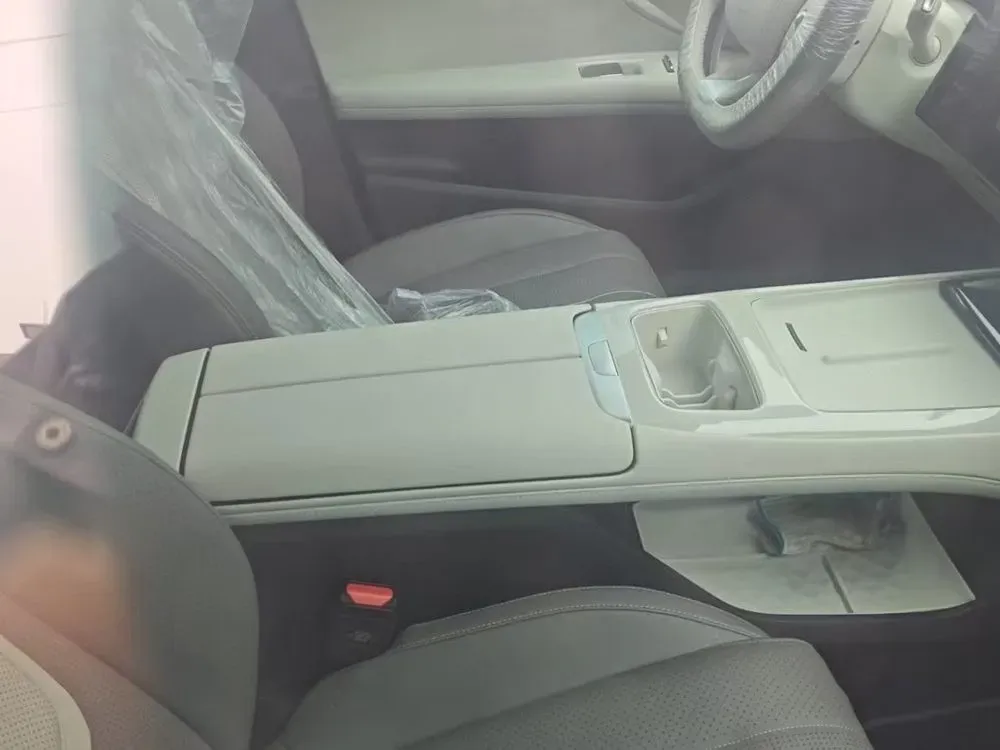 2026 Deepal L07 BEV,autocango,china used car exporter,china ev exporter,chinese used car exporter,chinese used ev exporter