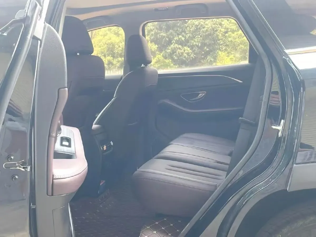 2024 Jetour X90 Plus 1.6T 197HP L4 7DCT,autocango,china used car exporter,china ev exporter,chinese used car exporter,chinese used ev exporter