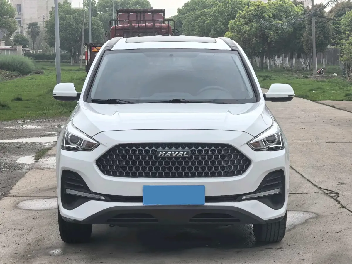 2019 Haval M6 1.5T 150HP L4 7DCT,autocango,china used car exporter,china ev exporter,chinese used car exporter,chinese used ev exporter