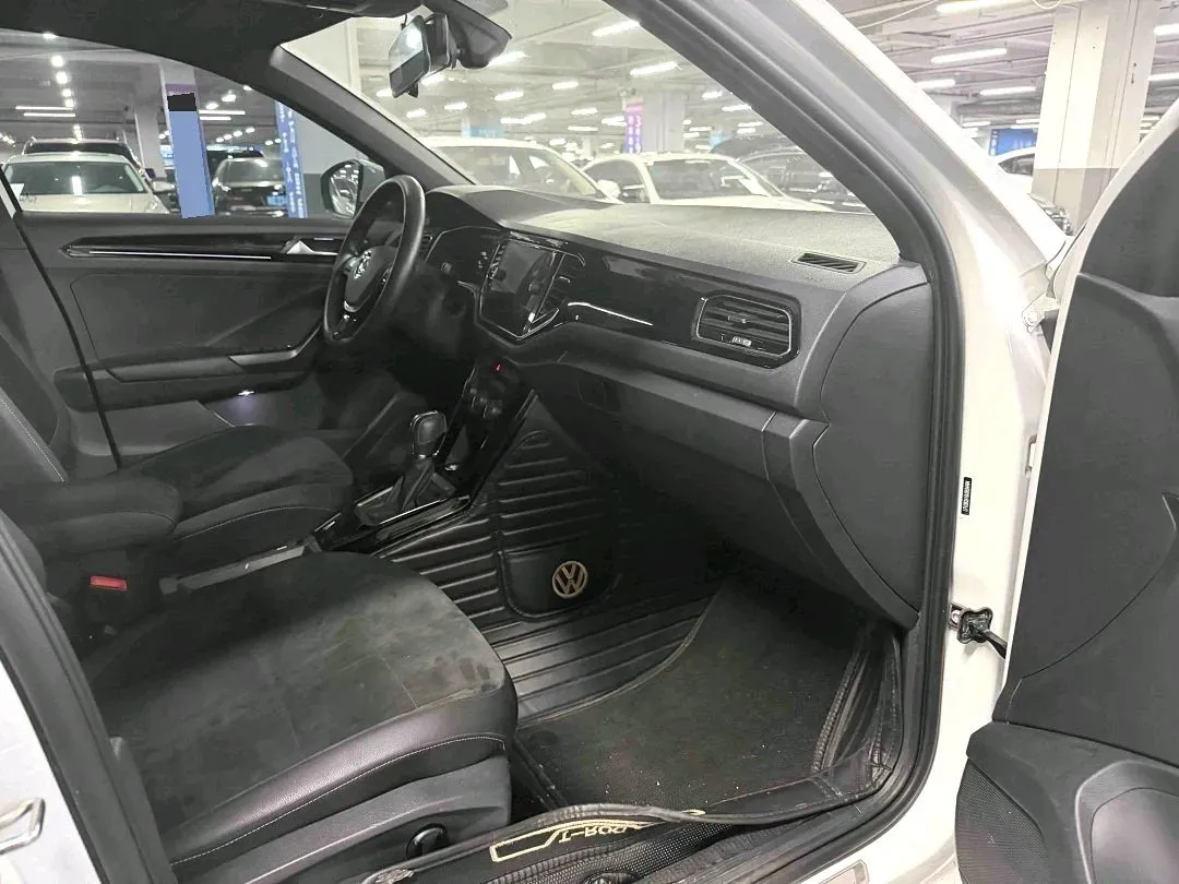 2018 Jeep Renegade 2.0L 155HP L4 9AT,autocango,china used car exporter,china ev exporter,chinese used car exporter,chinese used ev exporter