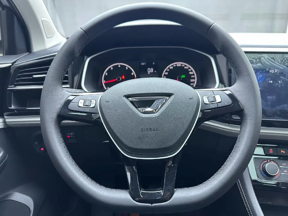 2023 Jetta VS5 1.4T 150HP L4 6AT,autocango,china used car exporter,china ev exporter,chinese used car exporter,chinese used ev exporter