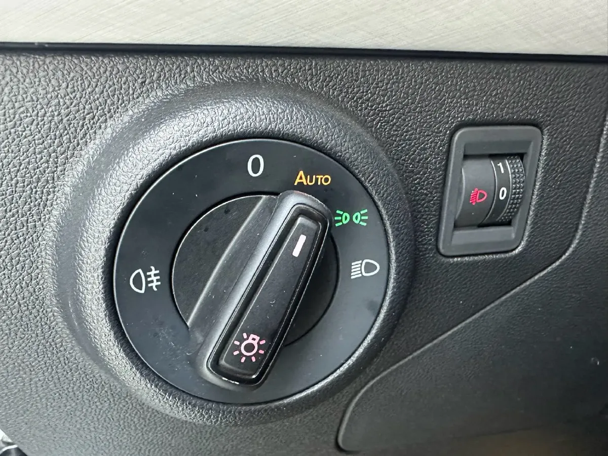 2023 Jetta VS5 1.4T 150HP L4 6AT,autocango,china used car exporter,china ev exporter,chinese used car exporter,chinese used ev exporter