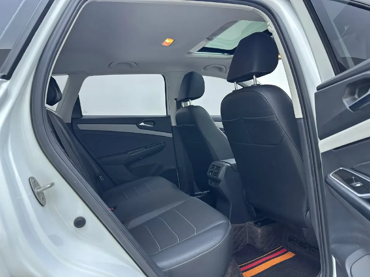 2023 Jetta VS5 1.4T 150HP L4 6AT,autocango,china used car exporter,china ev exporter,chinese used car exporter,chinese used ev exporter