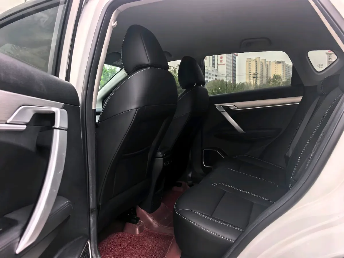 2025 Geely Coolray 1.5L 126HP L4 CVT,autocango,china used car exporter,china ev exporter,chinese used car exporter,chinese used ev exporter