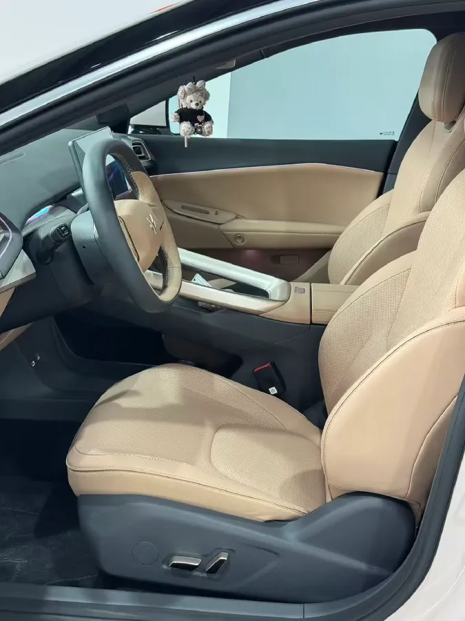 2025 ARCFOX αS5 BEV,autocango,china used car exporter,china ev exporter,chinese used car exporter,chinese used ev exporter