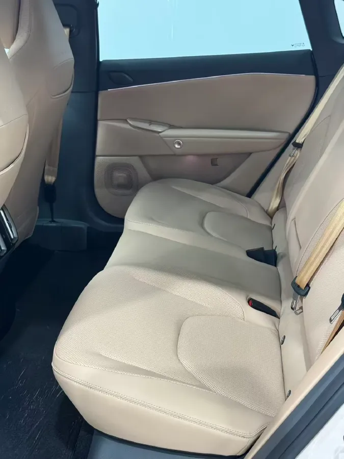 2025 ARCFOX αS5 BEV,autocango,china used car exporter,china ev exporter,chinese used car exporter,chinese used ev exporter