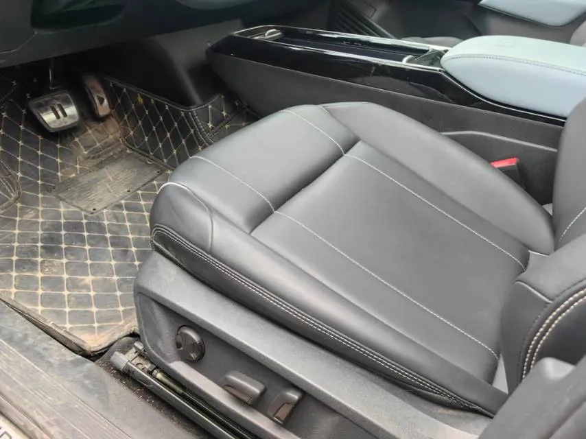 2023 Leapmotor C01 1.5L 95HP L4 REEV 43.7KWH,autocango,china used car exporter,china ev exporter,chinese used car exporter,chinese used ev exporter