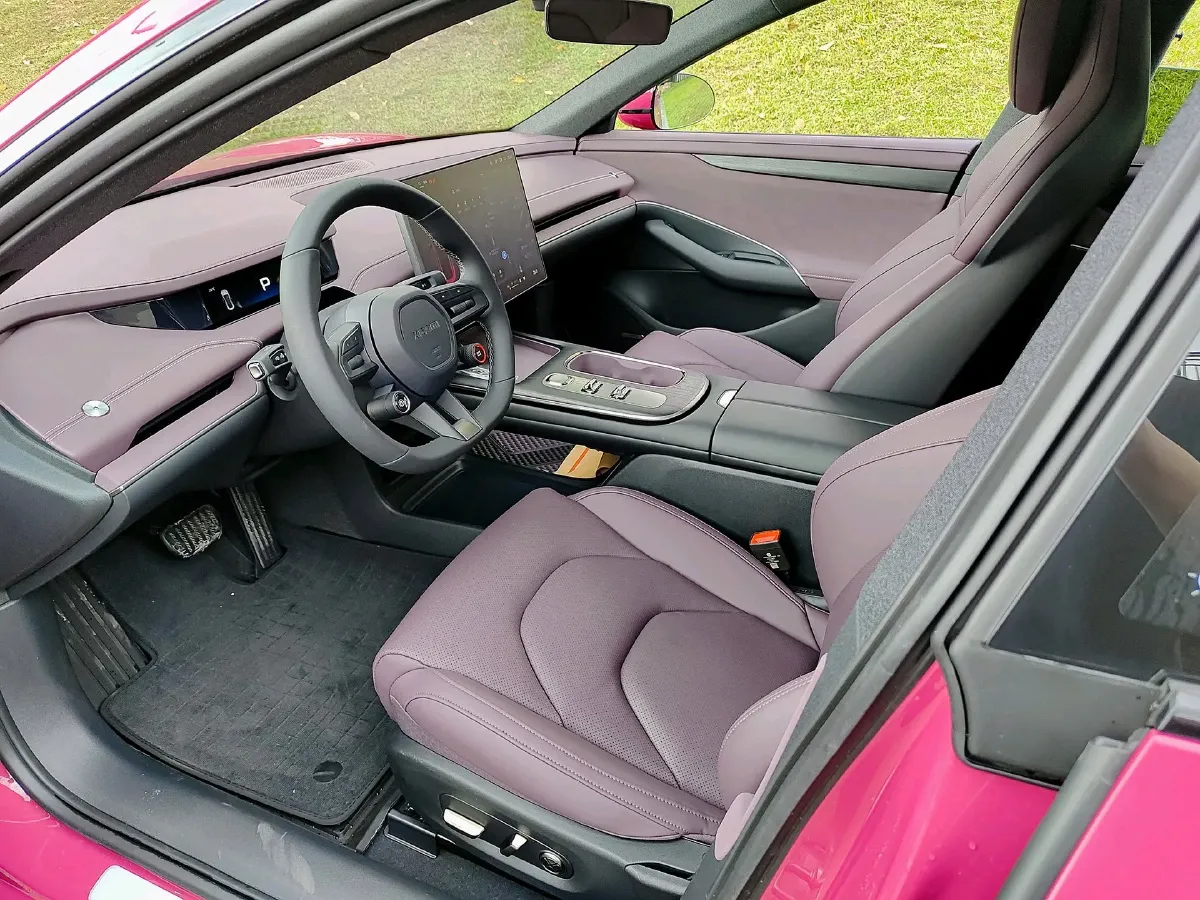 2024 MI SU7 BEV 73.6KWH,autocango,china used car exporter,china ev exporter,chinese used car exporter,chinese used ev exporter