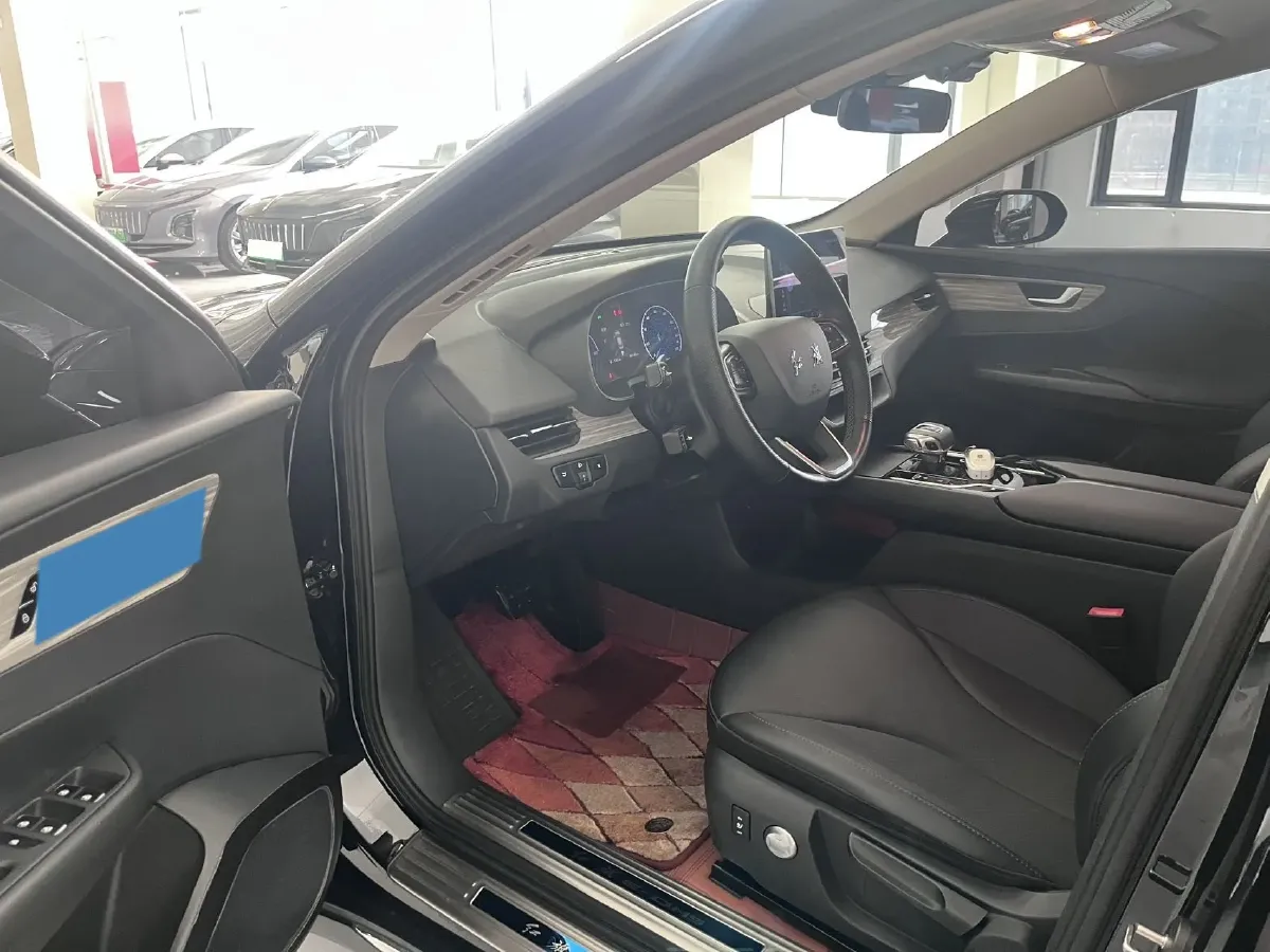 2024 HongQi E-QM5 BEV 72KWH,autocango,china used car exporter,china ev exporter,chinese used car exporter,chinese used ev exporter