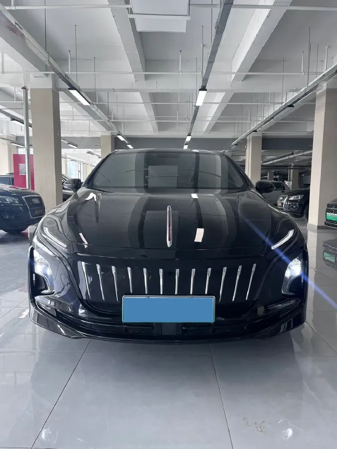 2024 HongQi E-QM5 BEV 72KWH,autocango,china used car exporter,china ev exporter,chinese used car exporter,chinese used ev exporter