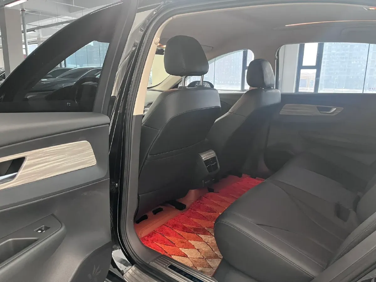 2024 HongQi E-QM5 BEV 72KWH,autocango,china used car exporter,china ev exporter,chinese used car exporter,chinese used ev exporter