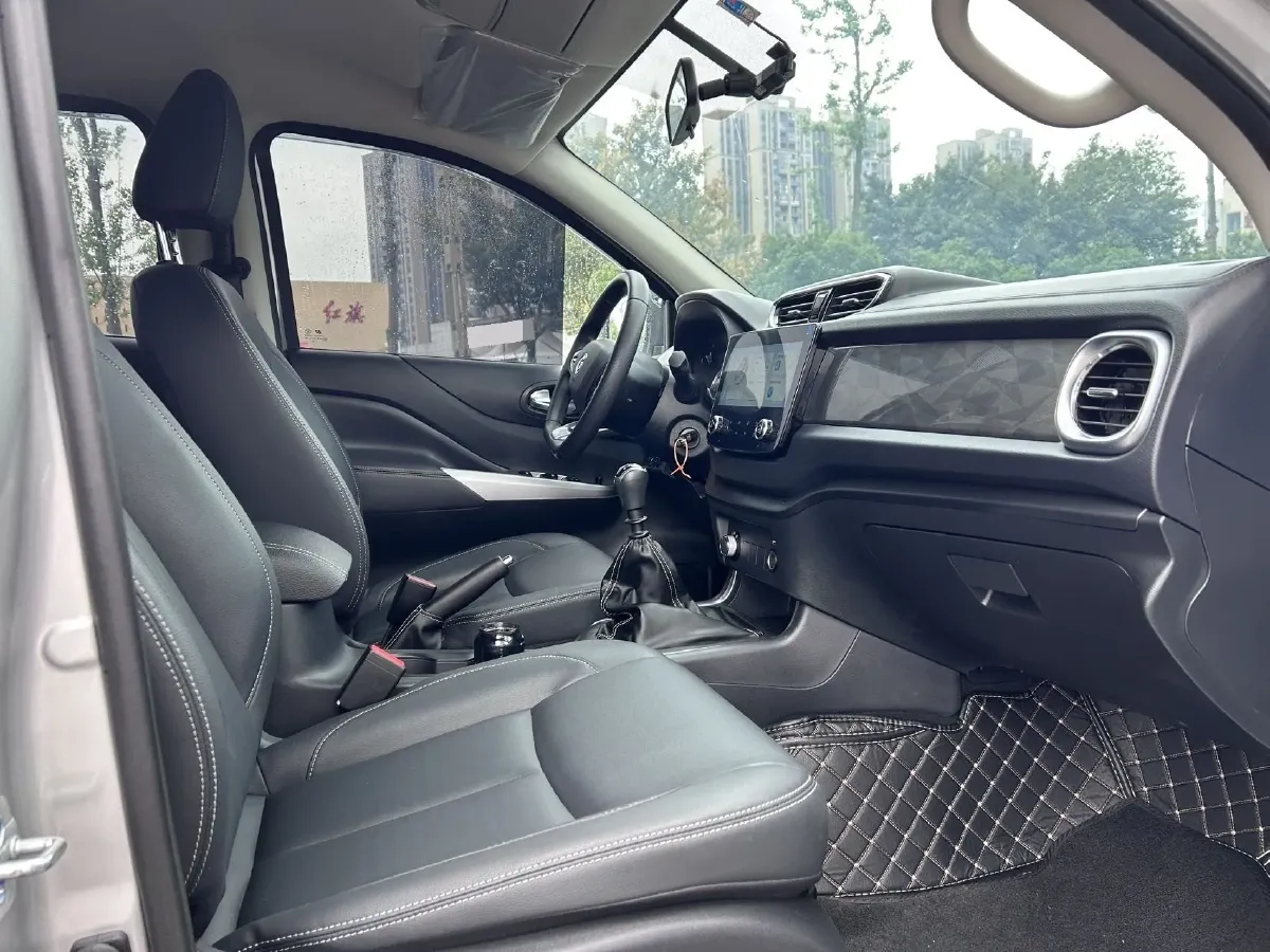 2024 Dongfeng RuiQi 6 2.3T 147HP L4 6MT,autocango,china used car exporter,china ev exporter,chinese used car exporter,chinese used ev exporter