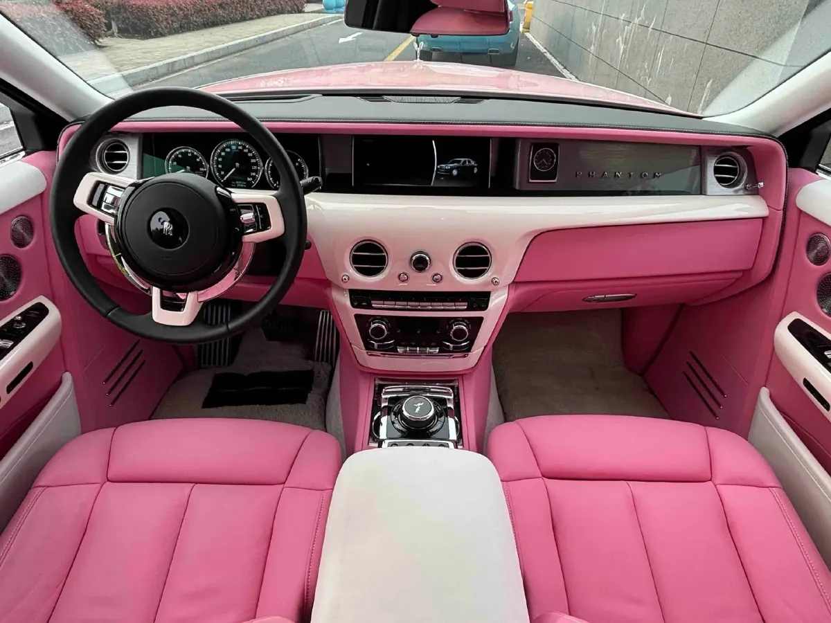 2018 Rolls-Royce Phantom 6.7T 571HP V12 8AT,autocango,china used car exporter,china ev exporter,chinese used car exporter,chinese used ev exporter