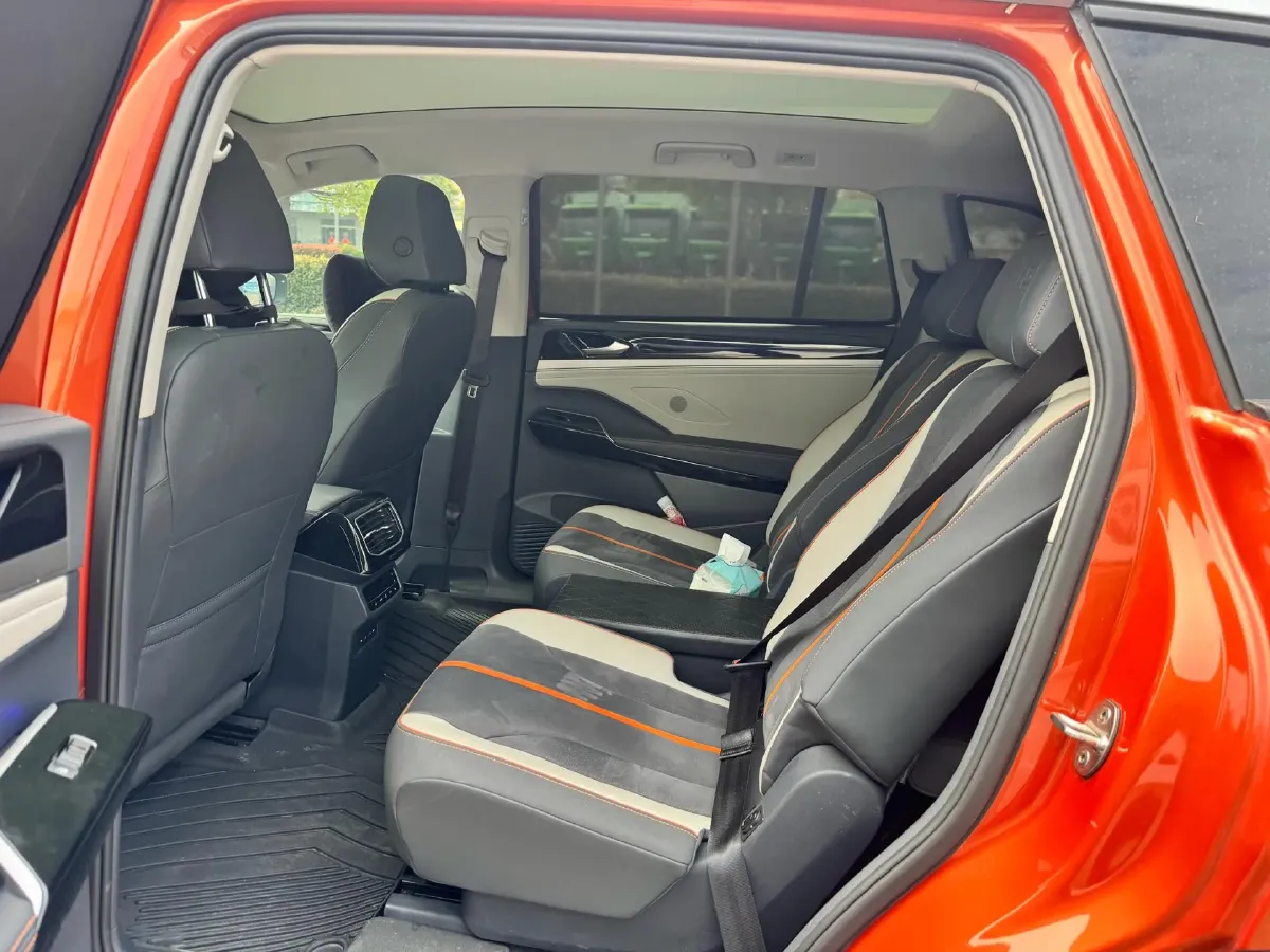 2021 Volkswagen ID.6 Crozz BEV 84.8KWH,autocango,china used car exporter,china ev exporter,chinese used car exporter,chinese used ev exporter