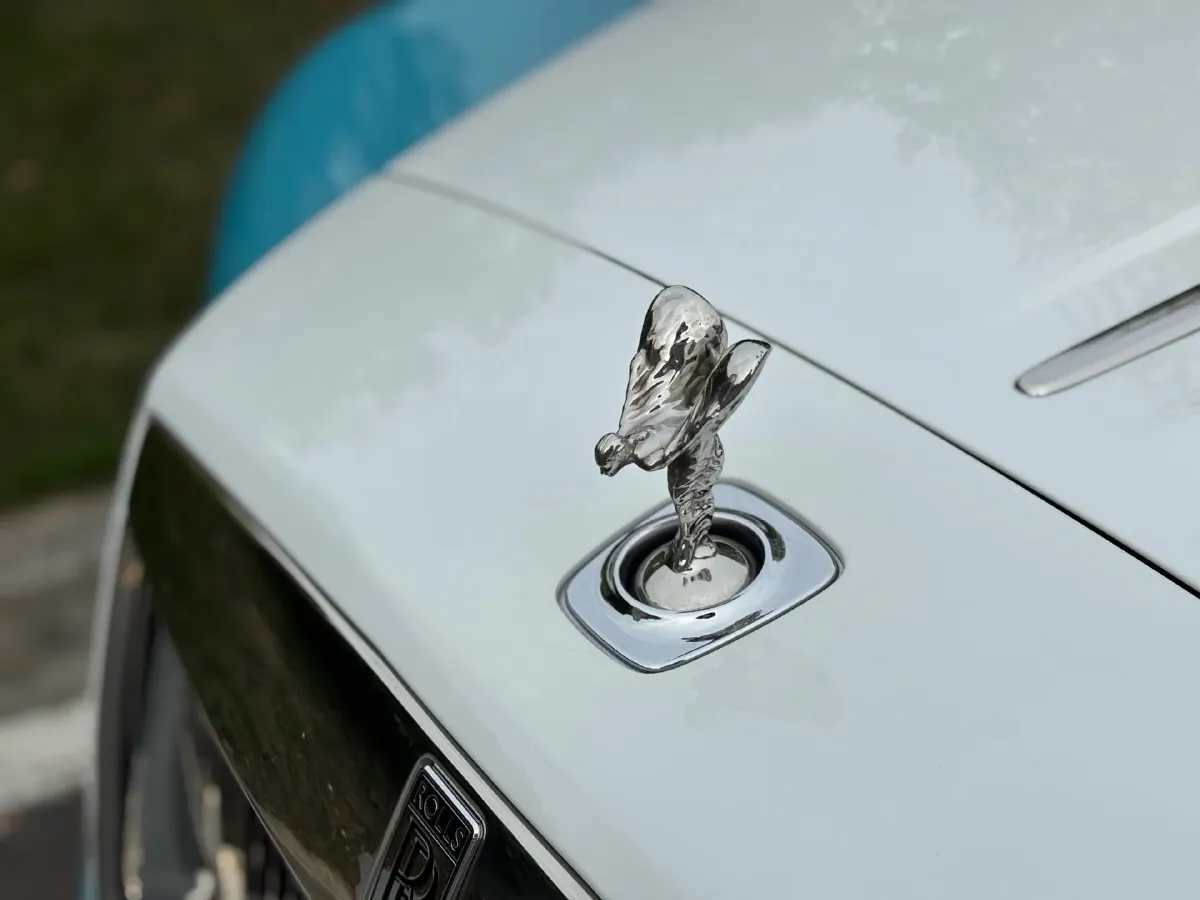 2015 Rolls-Royce Dawn 6.6T 571HP V12 8AT,autocango,china used car exporter,china ev exporter,chinese used car exporter,chinese used ev exporter