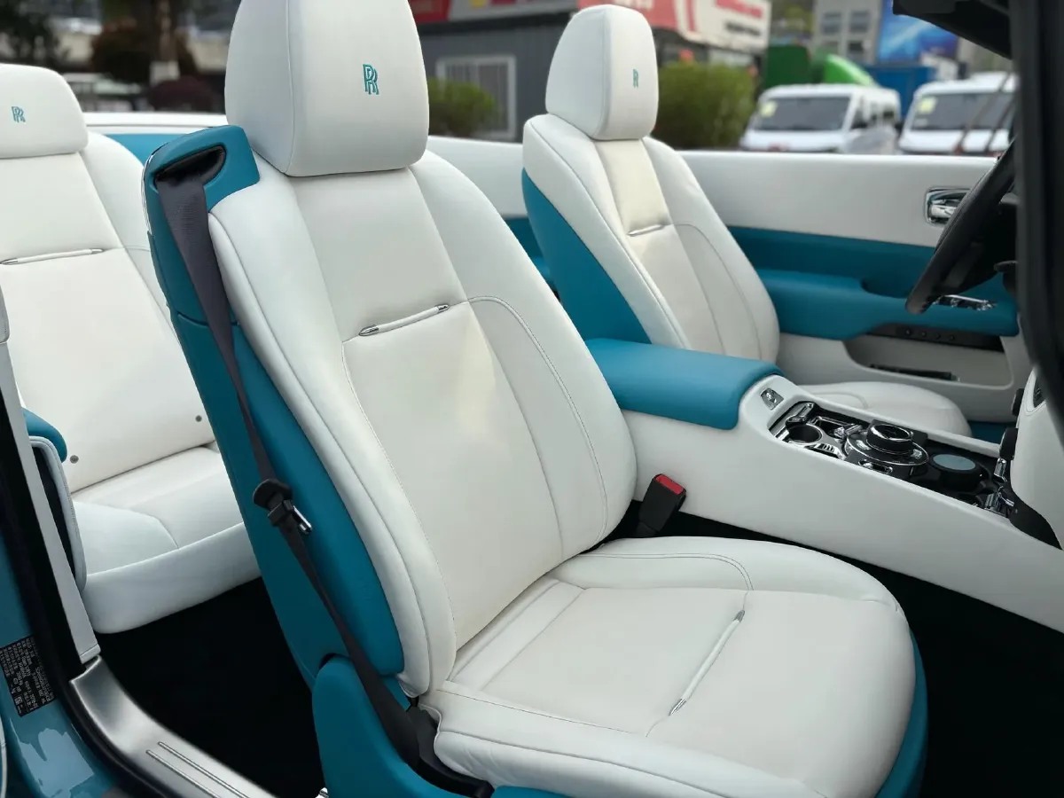 2015 Rolls-Royce Dawn 6.6T 571HP V12 8AT,autocango,china used car exporter,china ev exporter,chinese used car exporter,chinese used ev exporter