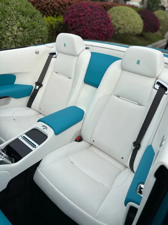 2015 Rolls-Royce Dawn 6.6T 571HP V12 8AT,autocango,china used car exporter,china ev exporter,chinese used car exporter,chinese used ev exporter