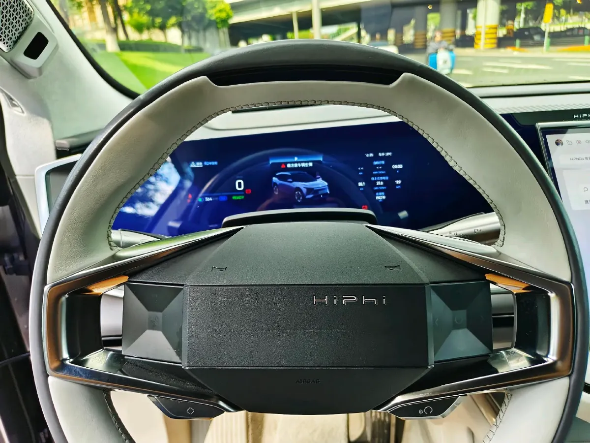 2023 HiPhi Y BEV 76.6KWH,autocango,china used car exporter,china ev exporter,chinese used car exporter,chinese used ev exporter