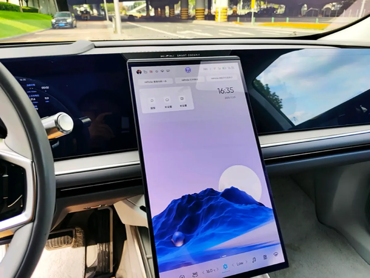 2023 HiPhi Y BEV 76.6KWH,autocango,china used car exporter,china ev exporter,chinese used car exporter,chinese used ev exporter