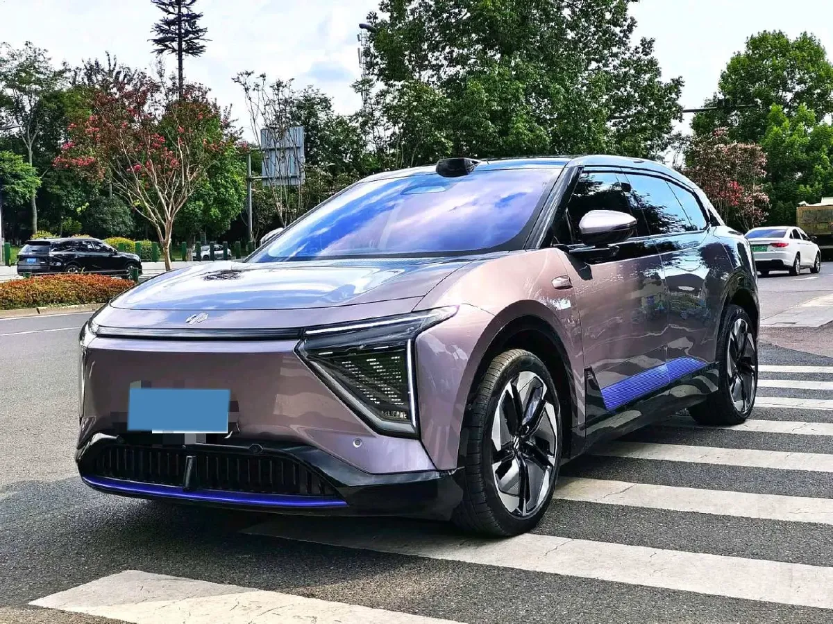 2023 HiPhi Y BEV 76.6KWH,autocango,china used car exporter,china ev exporter,chinese used car exporter,chinese used ev exporter