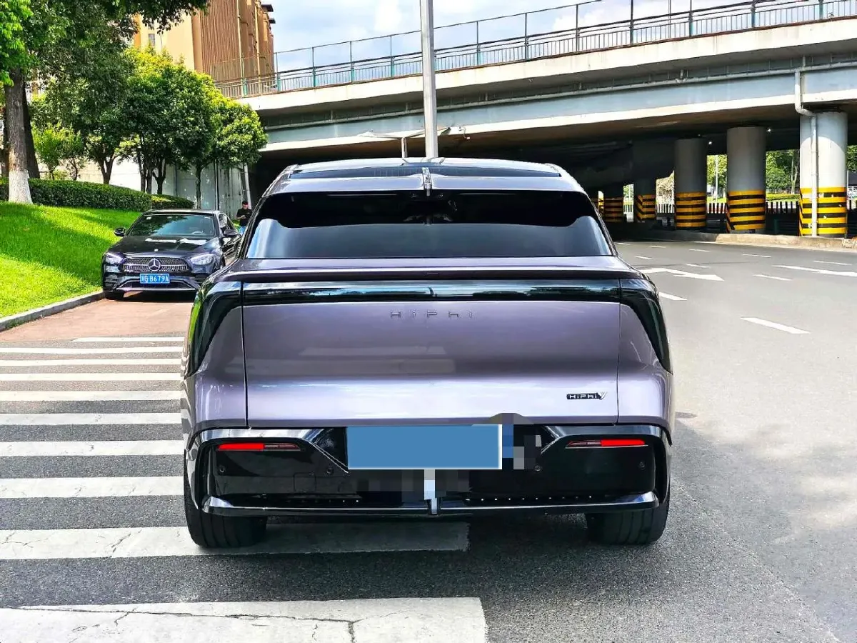 2023 HiPhi Y BEV 76.6KWH,autocango,china used car exporter,china ev exporter,chinese used car exporter,chinese used ev exporter