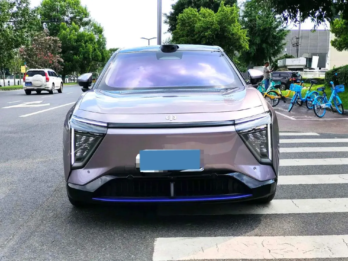 2023 HiPhi Y BEV 76.6KWH,autocango,china used car exporter,china ev exporter,chinese used car exporter,chinese used ev exporter
