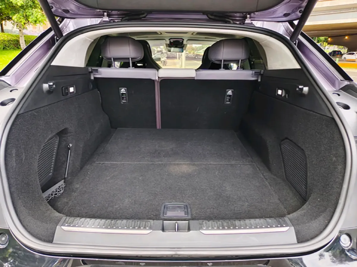 2023 HiPhi Y BEV 76.6KWH,autocango,china used car exporter,china ev exporter,chinese used car exporter,chinese used ev exporter