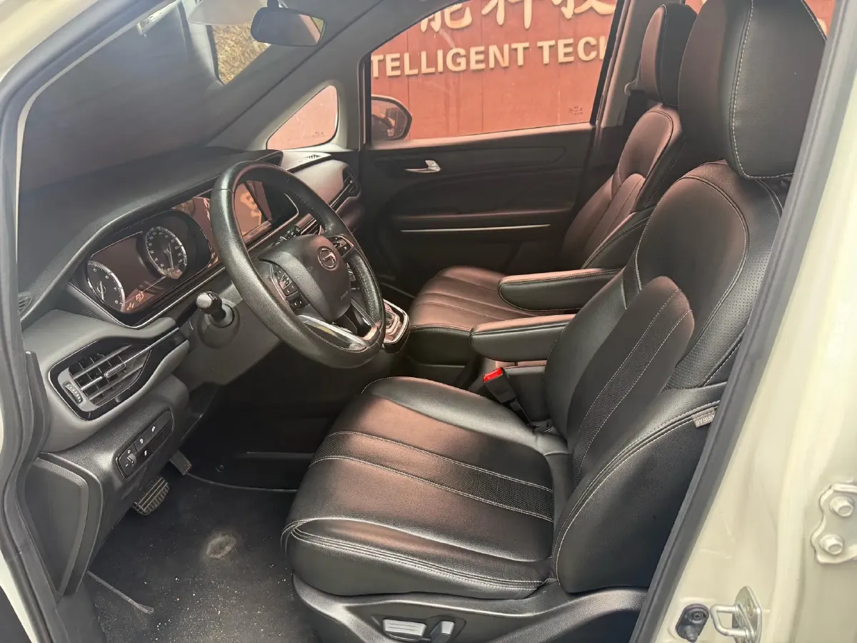 2021 GAC Trumpchi M6 1.5T 169HP L4 7DCT,autocango,china used car exporter,china ev exporter,chinese used car exporter,chinese used ev exporter