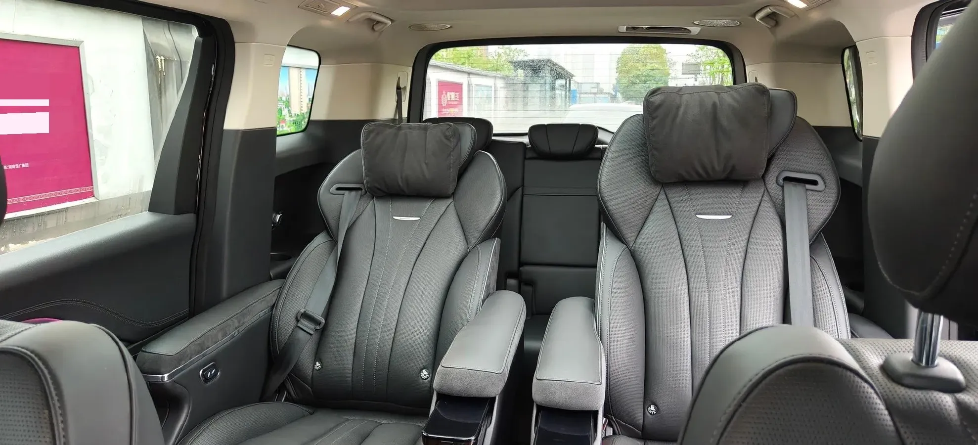 2024 HongQi HQ9 2.0T 163HP L4 1DHT PHEV 20.14KWH,autocango,china used car exporter,china ev exporter,chinese used car exporter,chinese used ev exporter