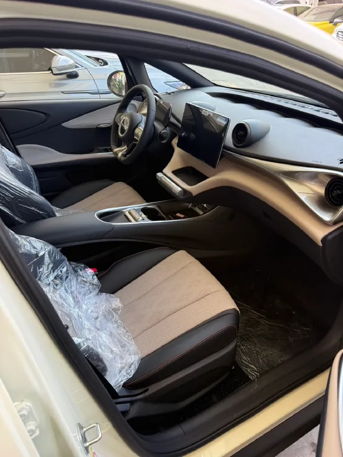 2025 BYD Dolphin BEV 44.928KWH,autocango,china used car exporter,china ev exporter,chinese used car exporter,chinese used ev exporter