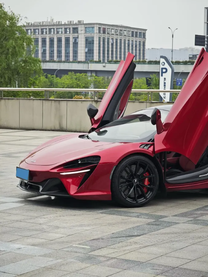2021 McLaren Artura 3.0T 585HP V6 8DCT PHEV 7.4KWH,autocango,china used car exporter,china ev exporter,chinese used car exporter,chinese used ev exporter