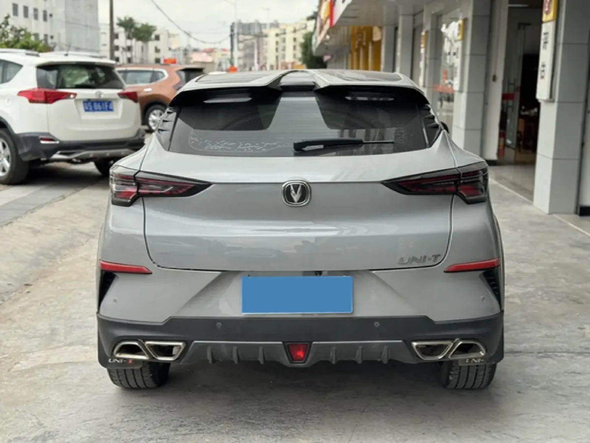2020 ChangAn UNI-T 1.5T 180HP L4 7DCT,autocango,china used car exporter,china ev exporter,chinese used car exporter,chinese used ev exporter