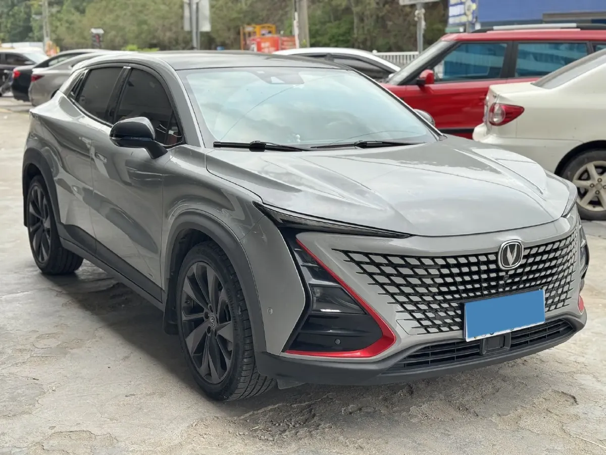 2020 ChangAn UNI-T 1.5T 180HP L4 7DCT,autocango,china used car exporter,china ev exporter,chinese used car exporter,chinese used ev exporter