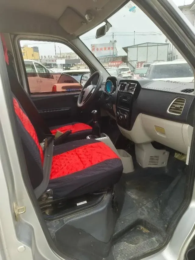 2018 WuLing HongGuang 1.5L 105HP L4 5MT,autocango,china used car exporter,china ev exporter,chinese used car exporter,chinese used ev exporter