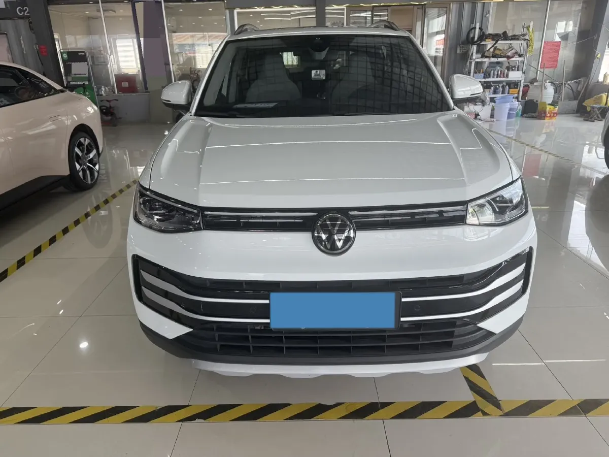 2025 Volkswagen Tharu 1.5L 110HP L4 6AT,autocango,china used car exporter,china ev exporter,chinese used car exporter,chinese used ev exporter