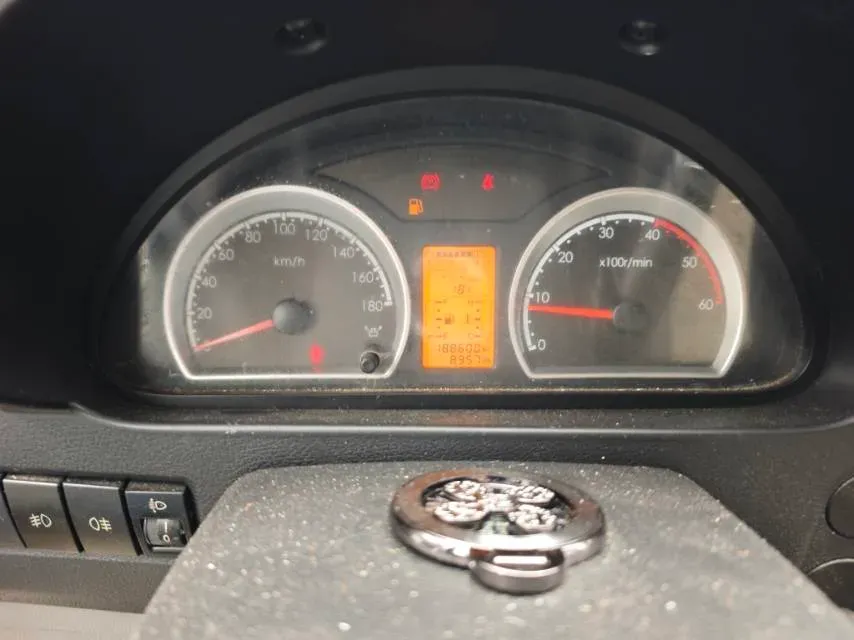 2020 DongFeng DFAC YuFeng 2.3T 110HP L4 6MT,autocango,china used car exporter,china ev exporter,chinese used car exporter,chinese used ev exporter